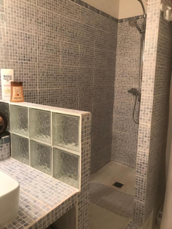 Chambre d'hôtes Le Cèdre Apt Extérieur photo